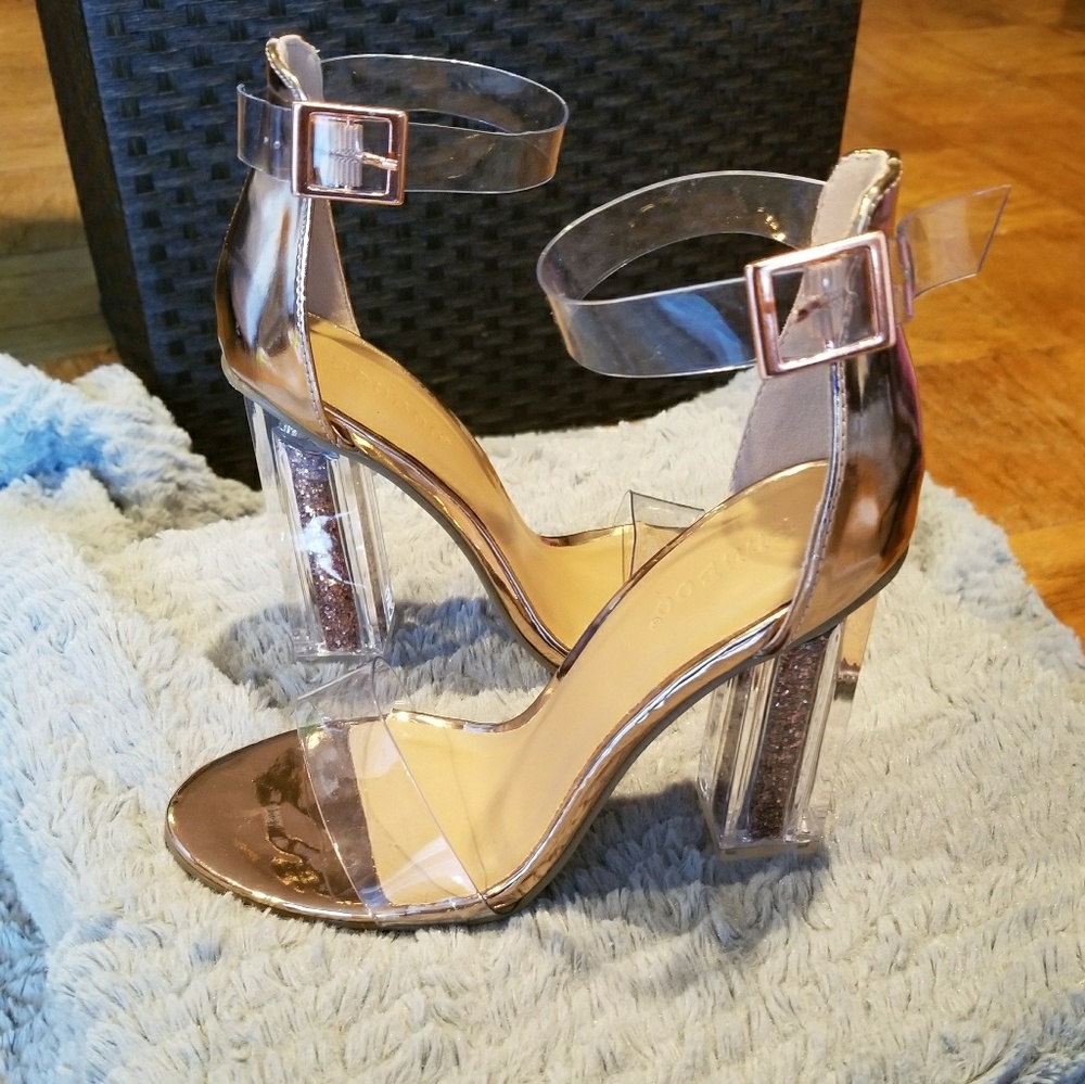 NWOT Rose Gold Lucite Heels W/Glitter